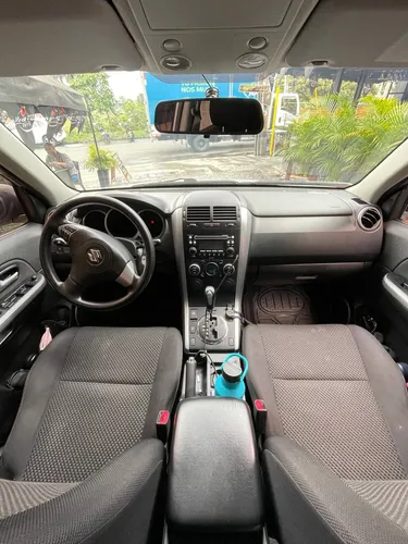 Suzuki Grand Vitara 2.4 4x2