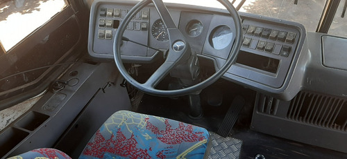 Imagem 13 de 15 de Ônibus Usado
