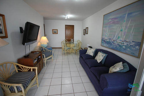 Apartamento En Alquiler En Península Frente Al Mar.