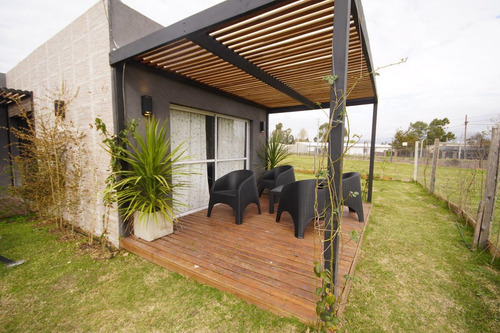 Imagen 10 de 11 de Casa - Villa Rosa