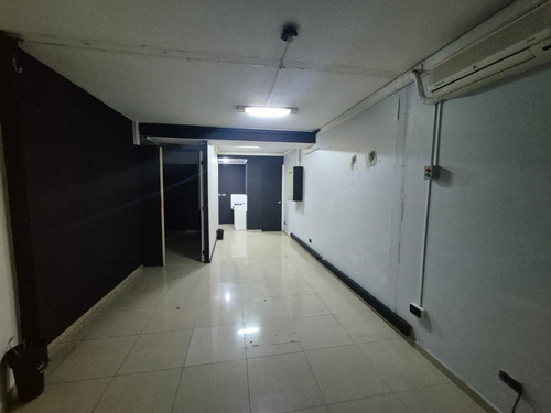 Centro Médico En Arriendo En Curicó