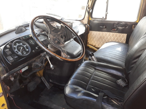Mercedes Benz 1521