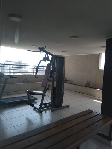 Arriendo Estudio Central ¡a Solo Pasos Del Metro Santa Ana!