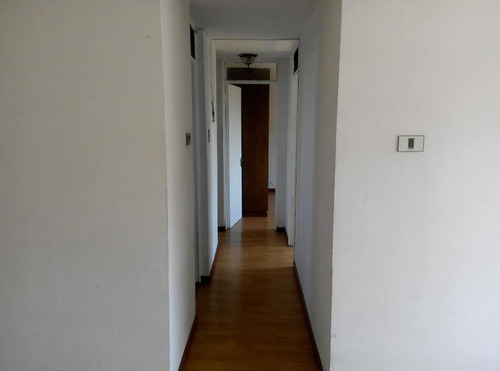 Se Vende Dpto 3d 1b 1est, Sin Ascensor, Amapolas / Coventry