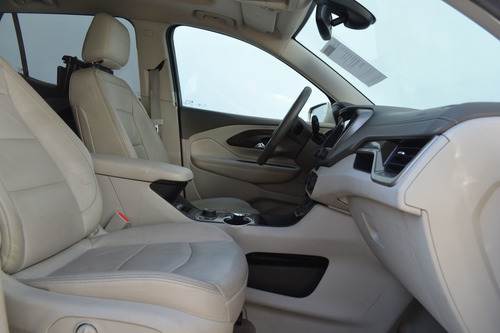 Imagen 14 de 15 de Gmc Terrain Denali 2018 Negra