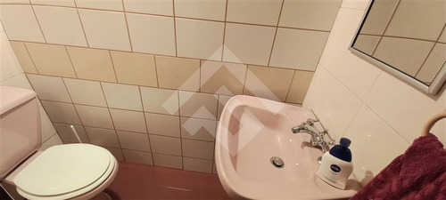 Casa En Venta De 5 Dormitorios En La Reina