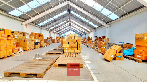 Nethaus Vende Bodega Impecable En Quinta Normal