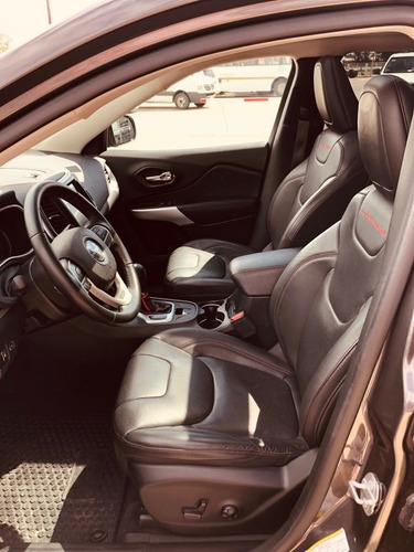 Jeep Cherokee Trailhawk