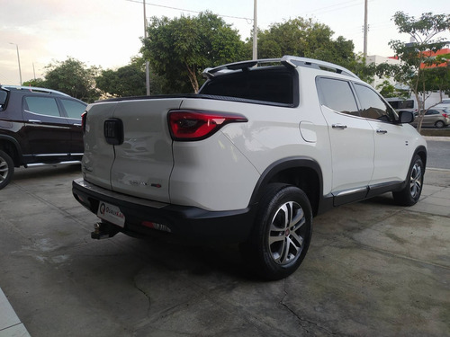 Imagem 3 de 8 de Fiat Toro 2.0 16v Turbo Diesel Volcano 4wd At9