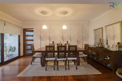 Preciosa Casa En Venta De 4 Dormitorios