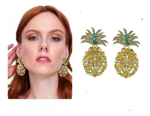 Aretes  De Piña Grabada Con Piedras Zirconias