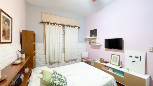 Casa 4 Dormitorios Venta - Florida Mitre/este