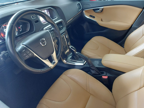Volvo V40 2.0 T4 CROSS COUNTRY GASOLINA 4P AUTOMÁTICO