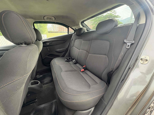 Chevrolet Onix 1.4 MPFI LT 8V FLEX 4P MANUAL