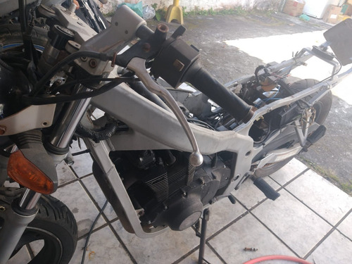 Imagem 1 de 4 de Suzuki Gs500