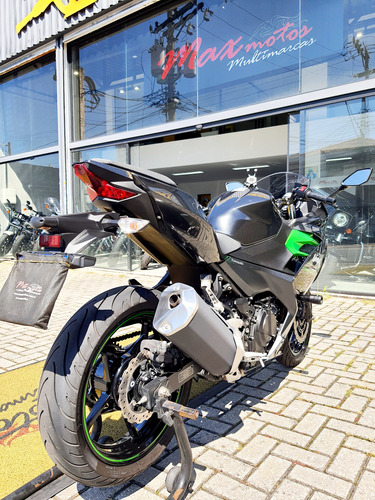 Kawasaki Ninja 400