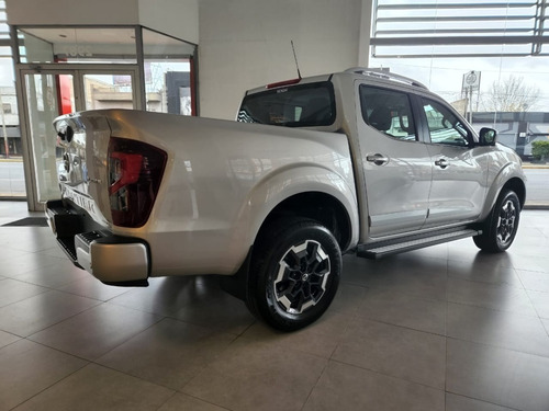 Imagen 21 de 25 de Nissan Frontier Platinum 4x2 At