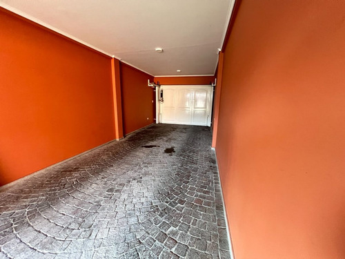 Venta Casa 4 Ambinetes Adrogue Excelente Estado