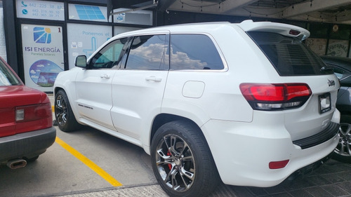 Jeep Grand Cherokee 6.4 Srt-8 Mt