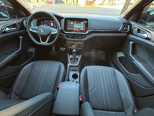 Volkswagen T-Cross 1.4 250 TSI TOTAL FLEX HIGHLINE AUTOMÁTICO