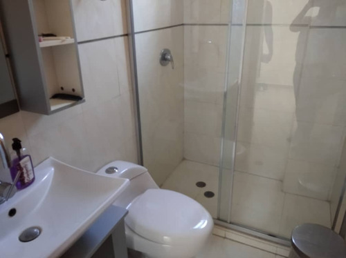 Imagen 13 de 15 de Linda Santos Alquila Townhouse En El Parral, Al Final 4 Avenidas, 212m2. 0414 4150107