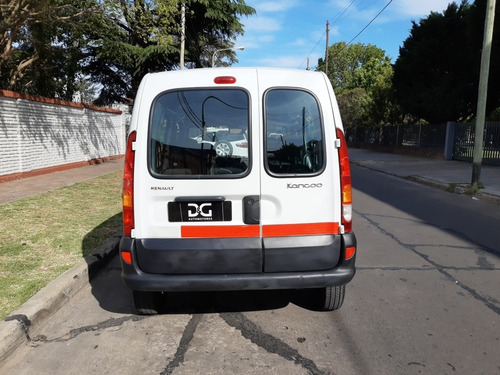Imagen 9 de 18 de Renault Kangoo 1.6 Furgon Ph3 Confort 5as 2plc 2016