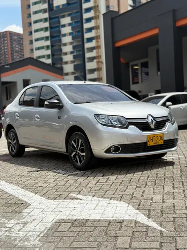 Renault Logan 1.6 Privilege / Intens