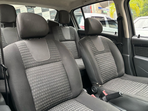 Renault Sandero 1.6 16v Privilège Hi-flex Aut. 5p