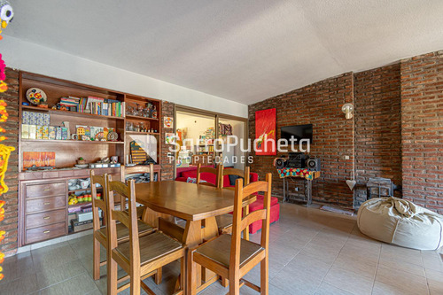 Venta Casa 3 ½ Ambientes En Castelar.