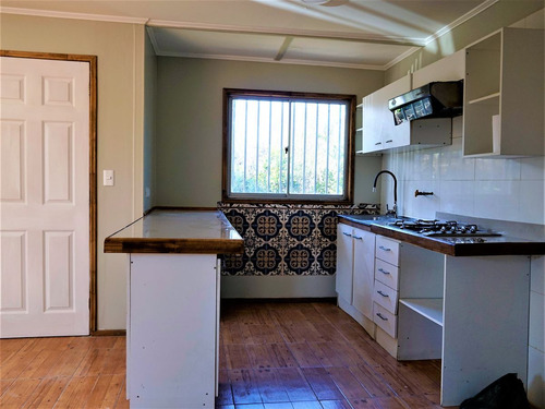 Condominio Con 2 Casas En Limache.