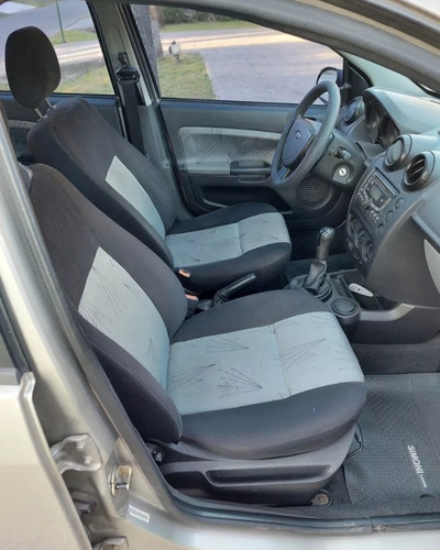 Ford Fiesta 1.6 Ambiente Mp3