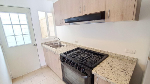 Casa En Venta Con Recamara En Planta Baja, Infonavit, Fovissste