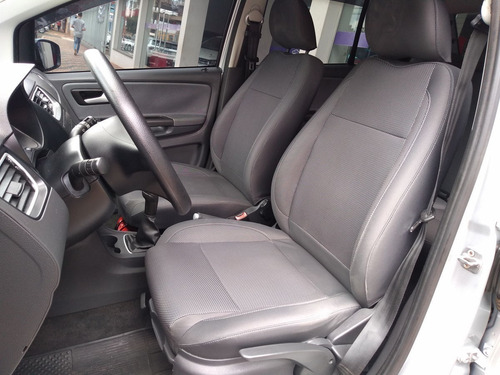 Volkswagen Fox Trend 1.0 8v 5 Pts