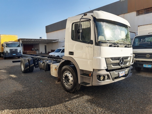 Imagem 3 de 13 de Mercedez Benz Mb Atego 1729