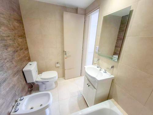 2 Ambientes En Venta - Santos Lugares