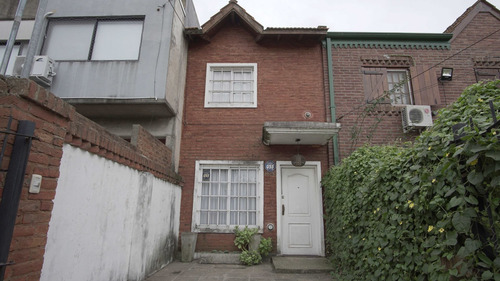 Imagen 20 de 26 de Venta Casa Duplex Beccar 3 Amb Con Patio Y Cochera