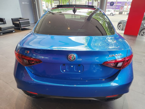 Imagen 4 de 14 de Alfa Romeo Giulia 280 Cv Veloce My 2023