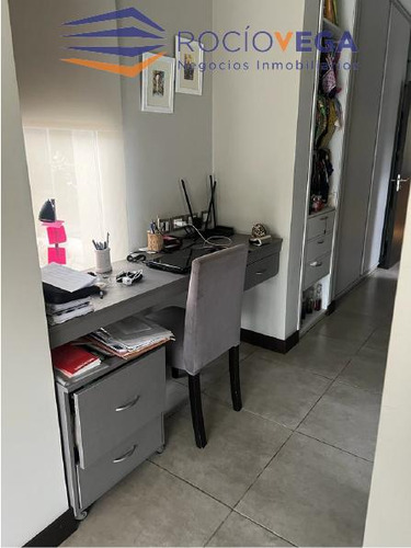 Casa En Venta En Barrio Privado Weston, Moreno