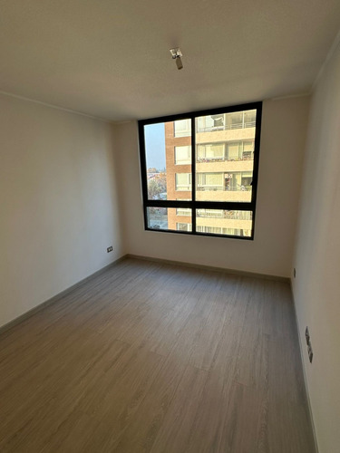 Arriendo Dpto Nuevo En Los Clarines, Macul