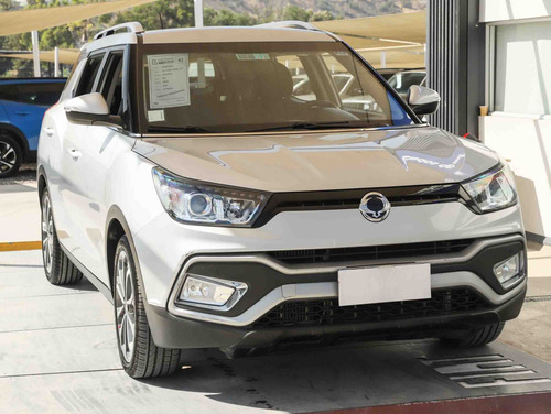SsangYong XLV 4X2 1.6 MT DIESEL STD