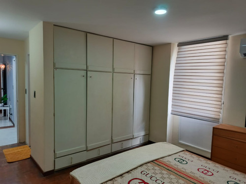 Apartamento En Alquiler En Terrazas Del Club Hipico Remodelado Y Amoblado Cerca Del Cc Terraz Plaza Con Hermosa Vista