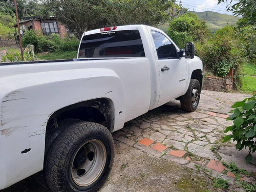 Imagen 8 de 18 de Camion Silverado Chevrolet4x2 Hd3500 Cajon Baquero