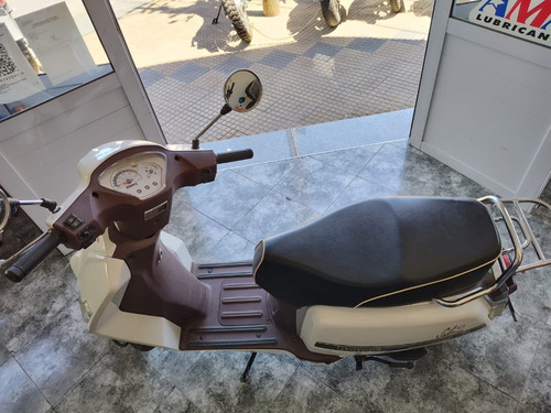 Imagen 10 de 19 de Benelli Seta 125cc Puertomotoslp