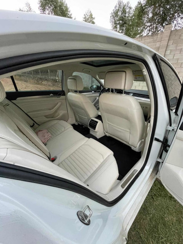 Imagem 11 de 15 de Volkswagen Passat 2018 2.0 Tsi Highline 4p