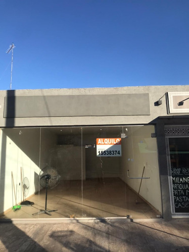 Imagen 3 de 6 de Local Comercial Excelente Ubicación En Unquillo