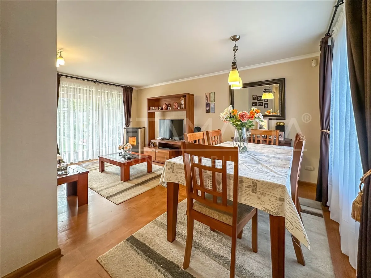 Imagen 3 de 23 de Casa En Venta De 3 Dorm. En Concepción
