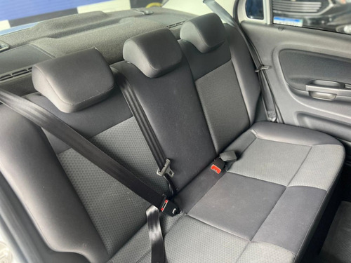 Volkswagen Voyage 1.6 MSI TOTALFLEX 4P MANUAL