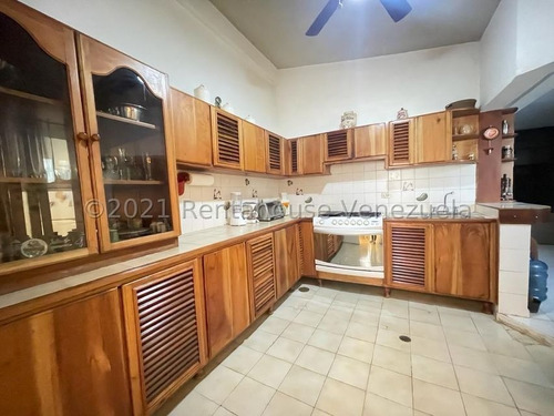 Imagen 13 de 13 de Bella Casa En Venta En Puerta Maraven Punto Fijo 04146954944 23-3982