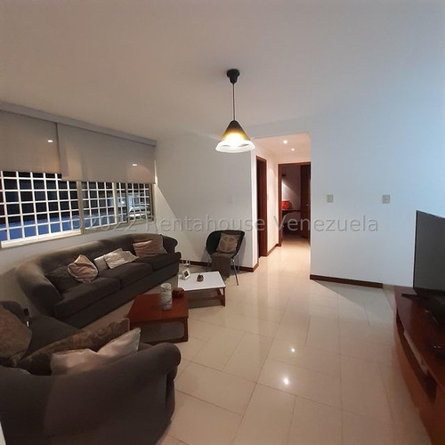 Imagen 5 de 18 de Casa En Venta En El Marques 22-21747 Odette Favrin 0414-2417498
