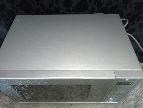 Horno De Microondas Usado Marca Daewoo Mediano (a5) (Reacondicionado)